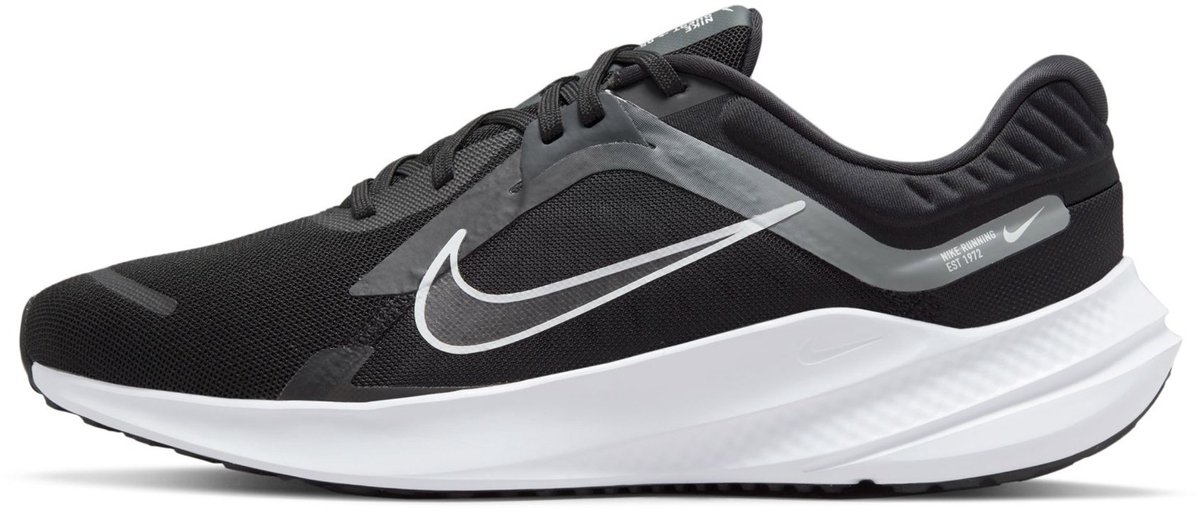 Nike Quest 5 Sneaker/Hardloop schoen – Doos zonder deksel Let op valt klein! Zwart