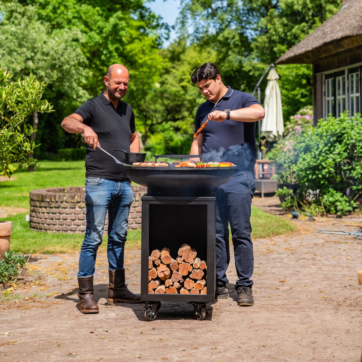 RJRoyal Living BBQ Plancha Grill Hermano XXL Blackline - Met