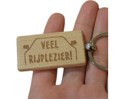 Sleutelhanger Auto Veel Rijplezier - Rijbewijs - Duurzaam Gegraveerd - Cadeau Mannen Vrouwen