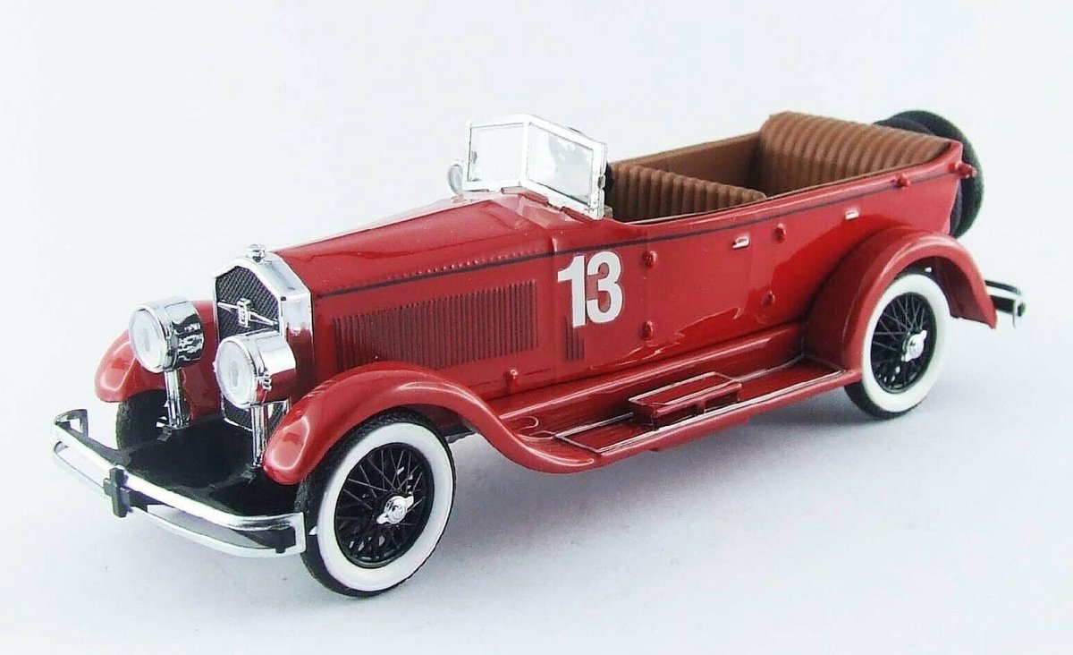 De 1:43 Diecast Modelscar van de Isotta Franschini 8A Cabriolet # 13 van de Coppa Lazio van 1922 in Red.De chauffeurs waren Bianchi en Andreoli.De fabrikant van dit schaalmodel is Rio-Models.Dit model is alleen online beschikbaar.