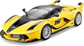 BBURAGO 1:24 FERRARI RACING FXX-K GEEL GEGOTEN METAAL