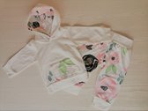 Babymeisje hoodie + bloemenbroek