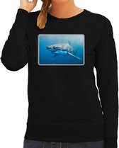 Dieren sweater met haaien foto - zwart - voor dames - natuur / haai cadeau trui - kleding / sweat shirt S