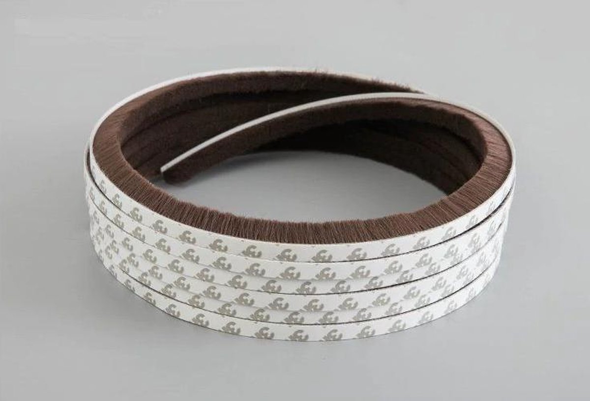 Universele Tochtstrip - Zelfklevende Deurstrip - Waterdicht en windbestendig - Tochtwering - 9mm X 9mm - 3 Meter - Bruin