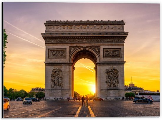 Dibond - Arc de Triomphe in Parijs met Zonsondergang - 40x30cm Foto op Aluminium (Wanddecoratie van metaal)