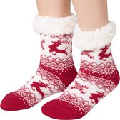 dressforfun - Knusse sokken met rendiermotief rood-wit 39-42  - verkleedkleding kostuum halloween verkleden feestkleding carnavalskleding carnaval feestkledij partykleding - 303480