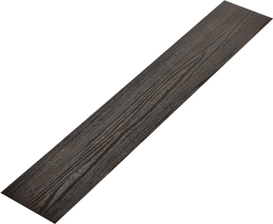 Een lange, donkerbruine PVC vloerplank met een voelbare houtnerfstructuur, zwevend op een witte achtergrond.