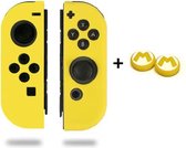 Siliconen Joy-Con Controller Hoesjes + Gaming Thumbsticks (1 Set = 2 Thumbgrips) | Geschikt voor de Nintendo Switch & Lite | Grip | Geel + M Geel