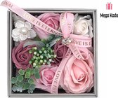 Mega Kado - luxe zeepdoos - zeeprozen - bloemen - rozen zeepjes roze - rozenbeer - moederdag - valentijnsdag - geschenk - cadeau