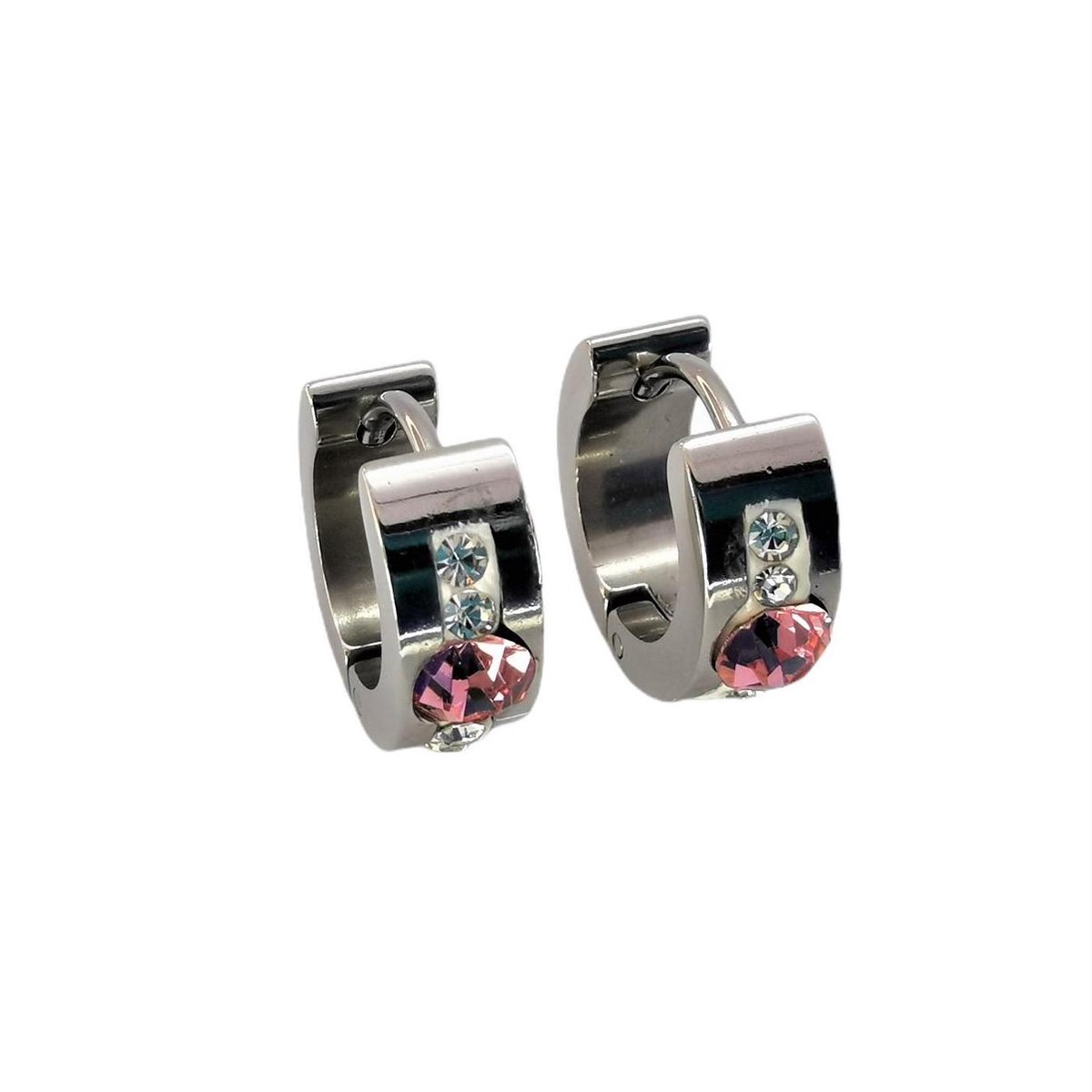 Chirurgisch staal oorringen met 4 witte kleine strass steentjes en 3mm grote roze kristal.