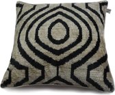 Club Cavalier IKAT velvet kussen -  luxe sierkussen - Linnen & Katoen - 50 x 50 cm