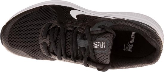 nike run swift trainers ladies