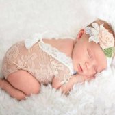 Newborn, kanten pakje, fotoshoot, korte mouw, peach