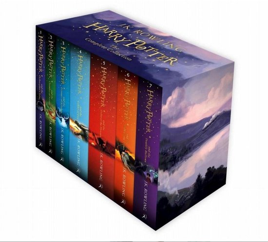 Compleet Harry Potter boekenset 1-7 in een box met illustraties van Hogwarts en J.K. Rowling's naam.