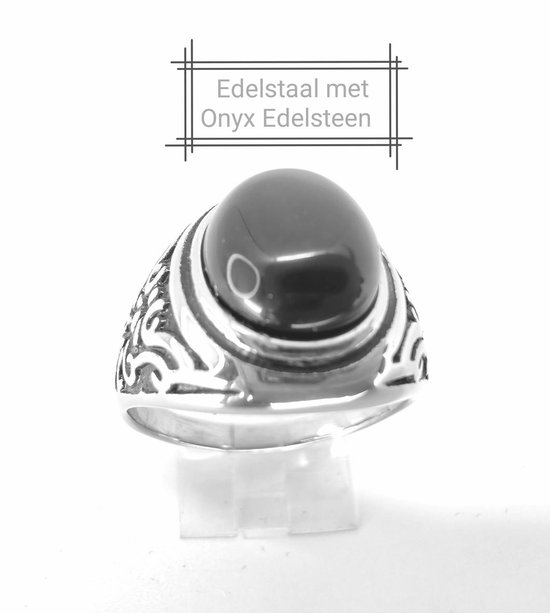 Edelstaal ovale zegelring met Onyx edelsteen maat 23. Mooie bewerkt zijkant zwart met stoer motief coating bieden de geweldige touch sensatie en stoer en charmant uit, deze ring is prachtig als cadeau of zelf te verwennen.