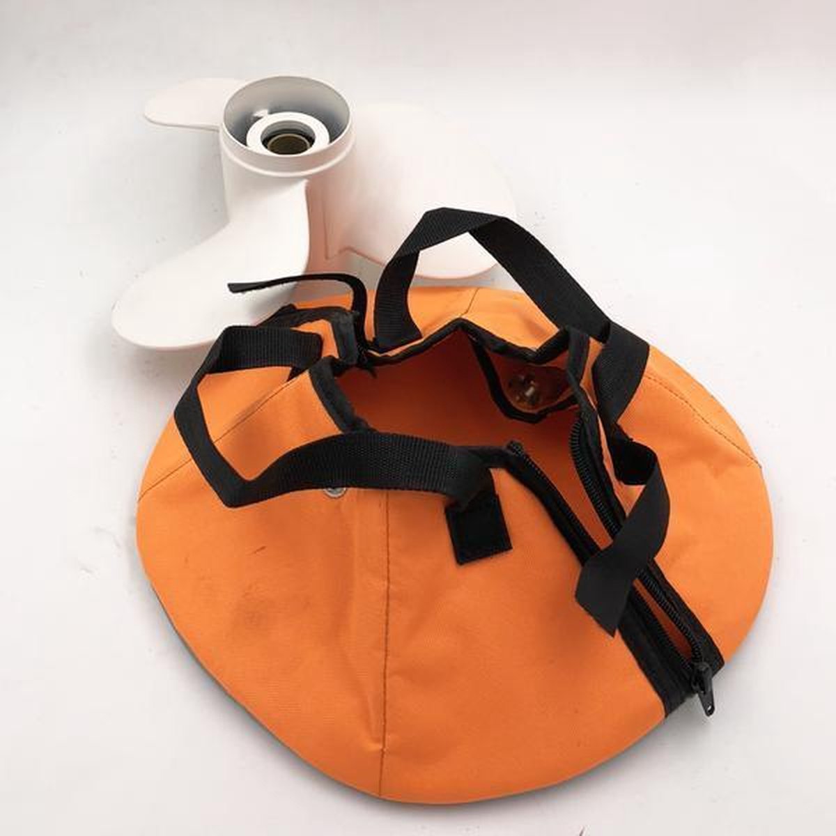 Polastorm universele Propellerhoes tot 40PK - 12" schroefdiameter