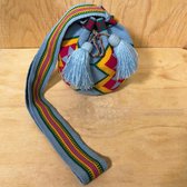 Schoudertas, handgemaakte Wayuu tas, kleurrijk, authentiek, enkeldraad gehaakt, tassels