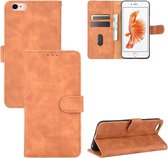 Voor iPhone 6 & 6s Effen Kleur Huidgevoel Magnetische Gesp Horizontale Flip Kalfsstructuur PU Lederen Case met Houder & Kaartsleuven & Portemonnee (Bruin)