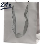 24st stevige draagtassen papier (14x17x7)cm | cadeautasje | zak | gift bag | verpakking | satijnen lint handvat