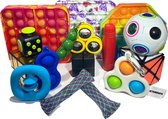 Ultrasativa® Mega Fidget Toys Pakket 16 Stuks - Nieuwste TikTok Trend - Pop It Rainbow - Pop It Marmer - Pop It Fruit - Pop It Multi colour - Magic Ring - Magic Box - Snapperz - Wacky Tracks 