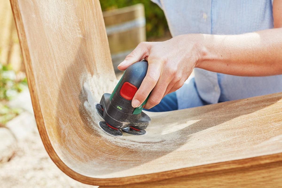 Bosch EasyCurvSander 12 Accuschijfschuur- & polijstmachine - Incl. schuurnetten set - Met 1x 12 V accu en lader – foto 4