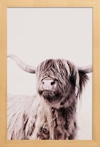 JUNIQE - Poster met houten lijst Highland Cattle Frida Crème -13x18