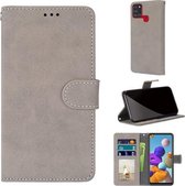 Voor Samsung Galaxy A21s Retro Frosted Horizontale Flip PU lederen tas met houder & kaartsleuven & portemonnee & fotolijst (grijs)
