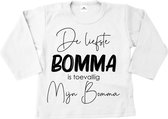 Kindershirt de liefste Bomma is toevallig mijn bomma-Oma's beste vriendje-wit-zwart-Maat 86-Lange mouw