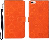 Etnische stijl reliëf patroon horizontale flip lederen tas met houder & kaartsleuven & portemonnee & lanyard voor iPhone SE 2020/8/7 (oranje)