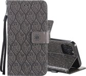 Geperst afdrukken Rotan bloempatroon Horizontale flip PU lederen tas met houder & kaartsleuven & portemonnee & fotolijst voor iPhone 12/12 Pro (grijs)