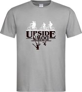 Grijs T shirt met  "Stranger Things"  Upside Down Logo maat XL