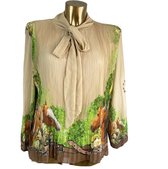 Addy van den Krommenacker Amazon plisse blouse met strik  - M/L