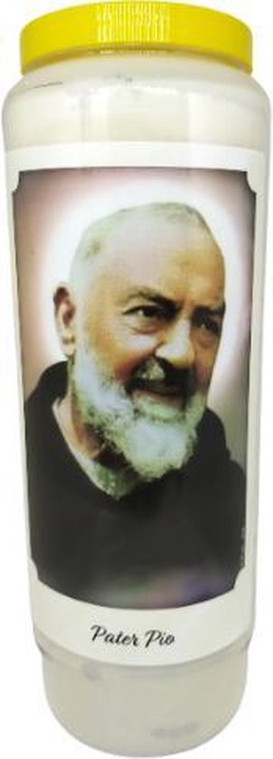 Bougie de neuf jours de couleur crème avec un portrait du Padre Pio, le texte 'Pater Pio' et un capuchon jaune.