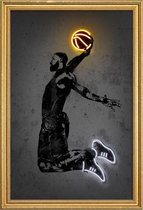 JUNIQE - Poster met houten lijst Lebron James -20x30 /Zwart