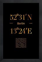 JUNIQE - Poster met houten lijst Berlin Icons gouden -30x45 /Goud &