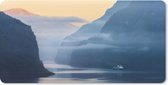 Muismat Fjorden - Fjorden in Noorwegen zonsopkomst muismat rubber - 80x40 cm - Muismat met foto