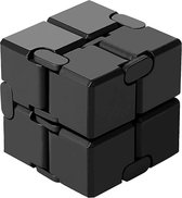 Fidget Cube tegen stress - Fidget Toys - Infinity Cube - Friemelkubus - Stressbal - Zwart