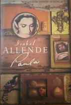Livre 'Paula' d'Isabel Allende avec des portraits, une croix et des éléments décoratifs.