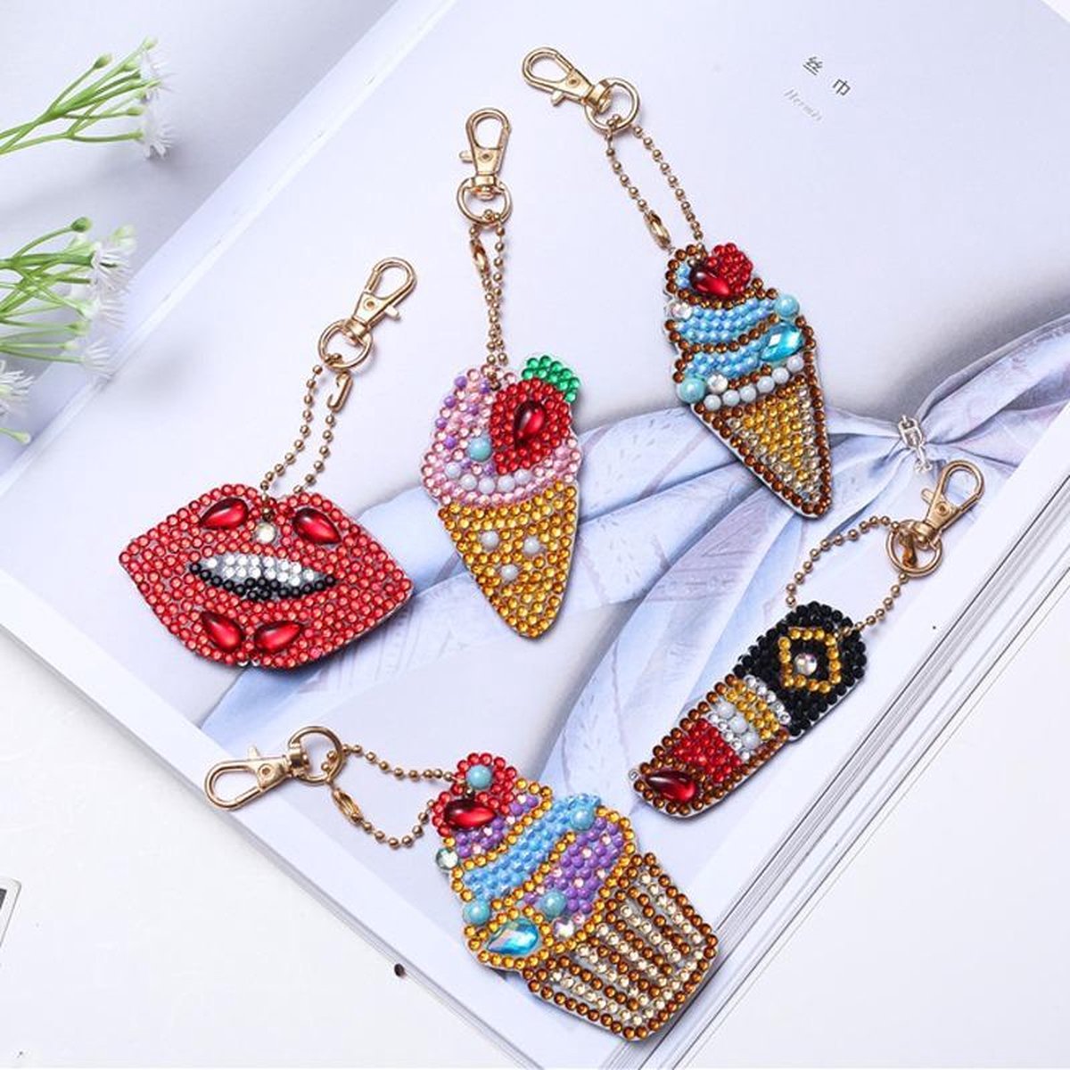Diamond Painting Sleutelhanger Set - Compleet Pakket voor Diamond Painting Kinderen en Volwassenen - DIY Diverse Thema's - Huntex