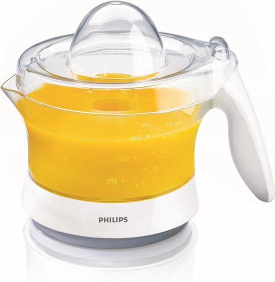 Philips citruspers met maataanduidingen, gevuld met vers sinaasappelsap.