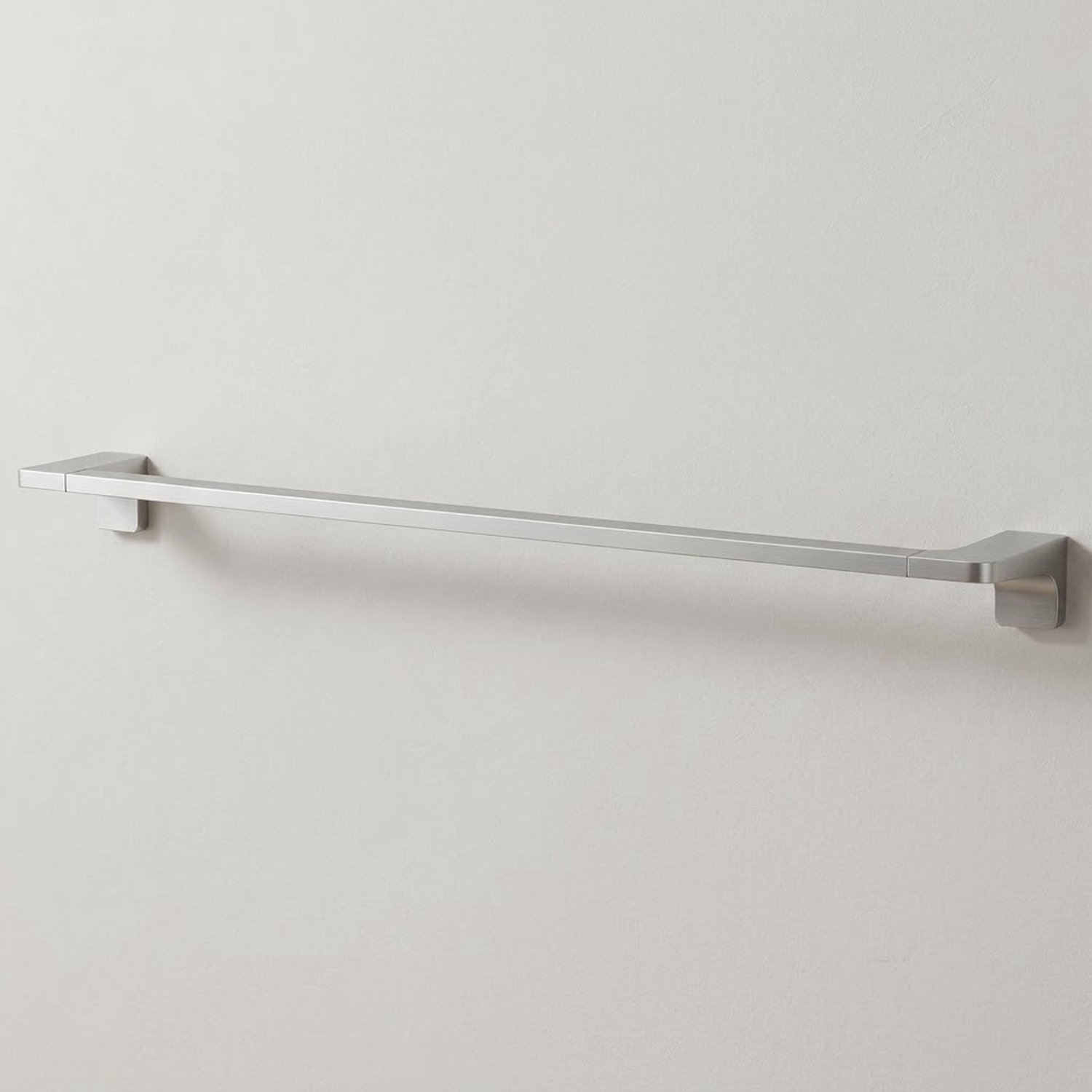Cecipa Enkele Handdoekrek Wand 60 cm Soft Square Handdoekstang Anti-Roest Roestvrij Staal Inclusief Montageset Voor Badkamer & Gasten WC Zilver