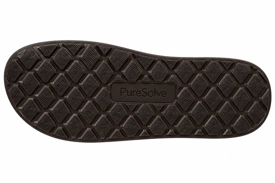 Bruine, anti-slip rubberen buitenzool met ruitpatroon en het PureSolve-logo in het midden.