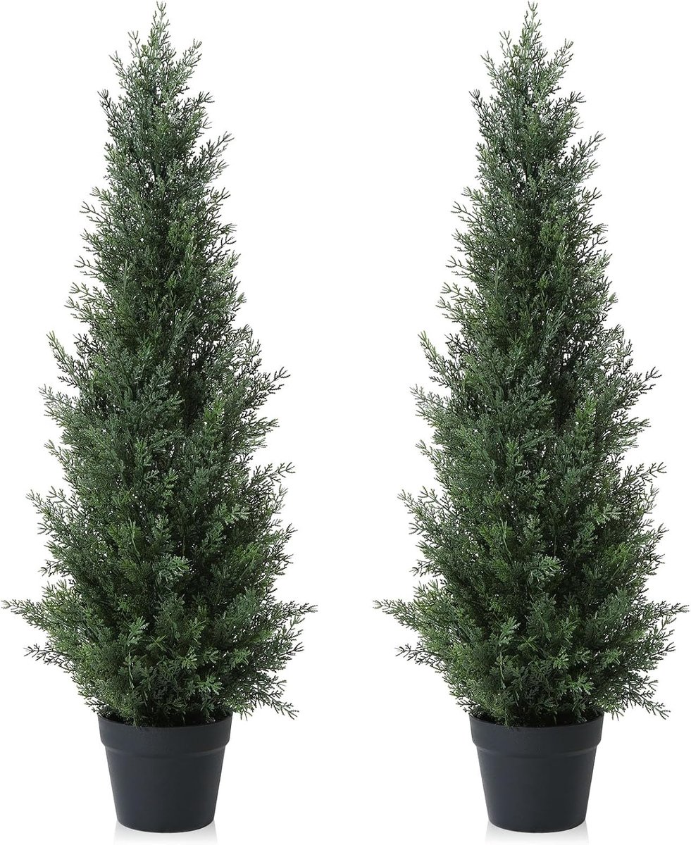 Buiten-kunstplanten van 95 cm kunst-cederboom, grote kunstplanten met kunststoffen potten voor tuin- en veranda-decoratie (2 stuks)