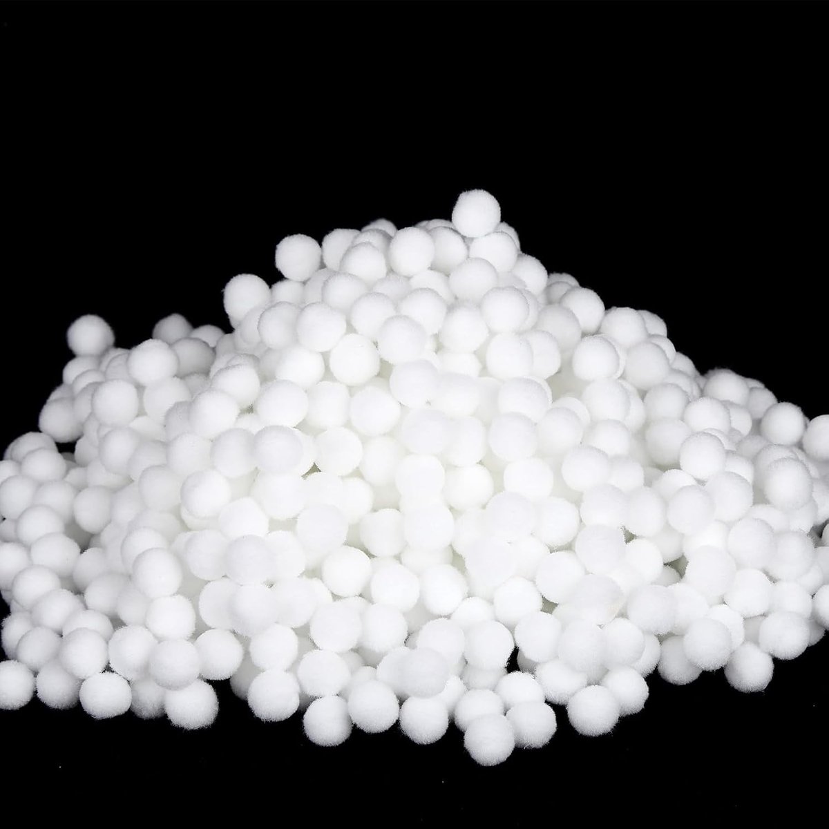 2000 Stuks Witte Pompoms 10mm voor Knutselen - Fluffy Mini Kerstballen voor Verjaardagen, Trouwen en DIY Projecten