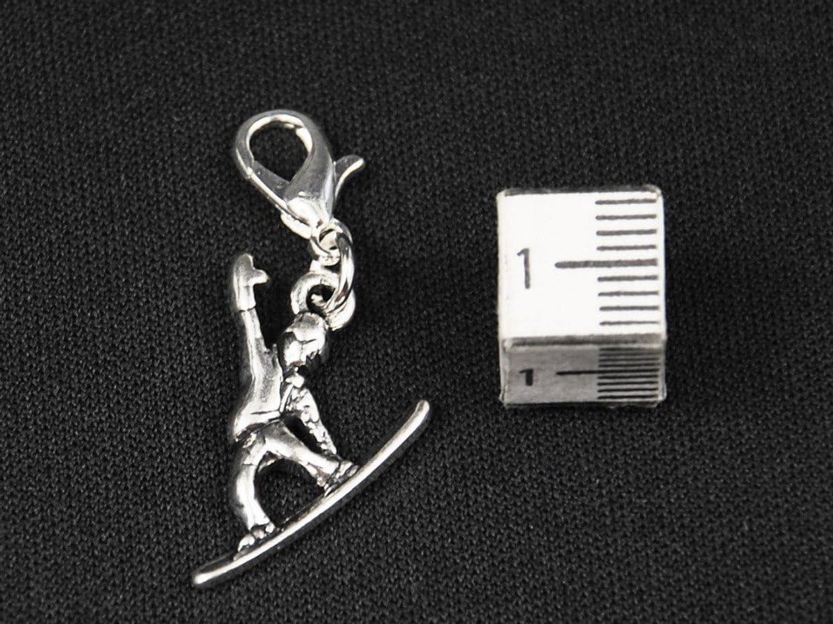 Snowboarder Charm snowboarder snowboard wintersport - handgemaakte modesieraden I kettinghanger verzilverd - bedelhanger bedelarmband - hanger voor armband, 20 mm, Metaal, Geen edelsteen