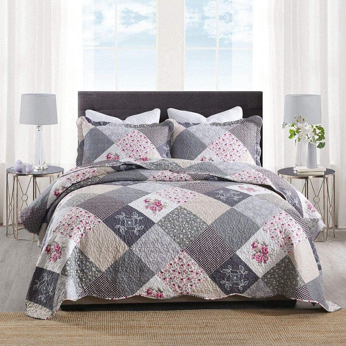 Sprei voor tweepersoonsbed, 220 x 240 cm, patchwork met 2 kussenslopen van 50 x 70 cm, luxe gewatteerde sprei van microvezel, dekbedovertrek en sprei met bloemenpatroon, grijs