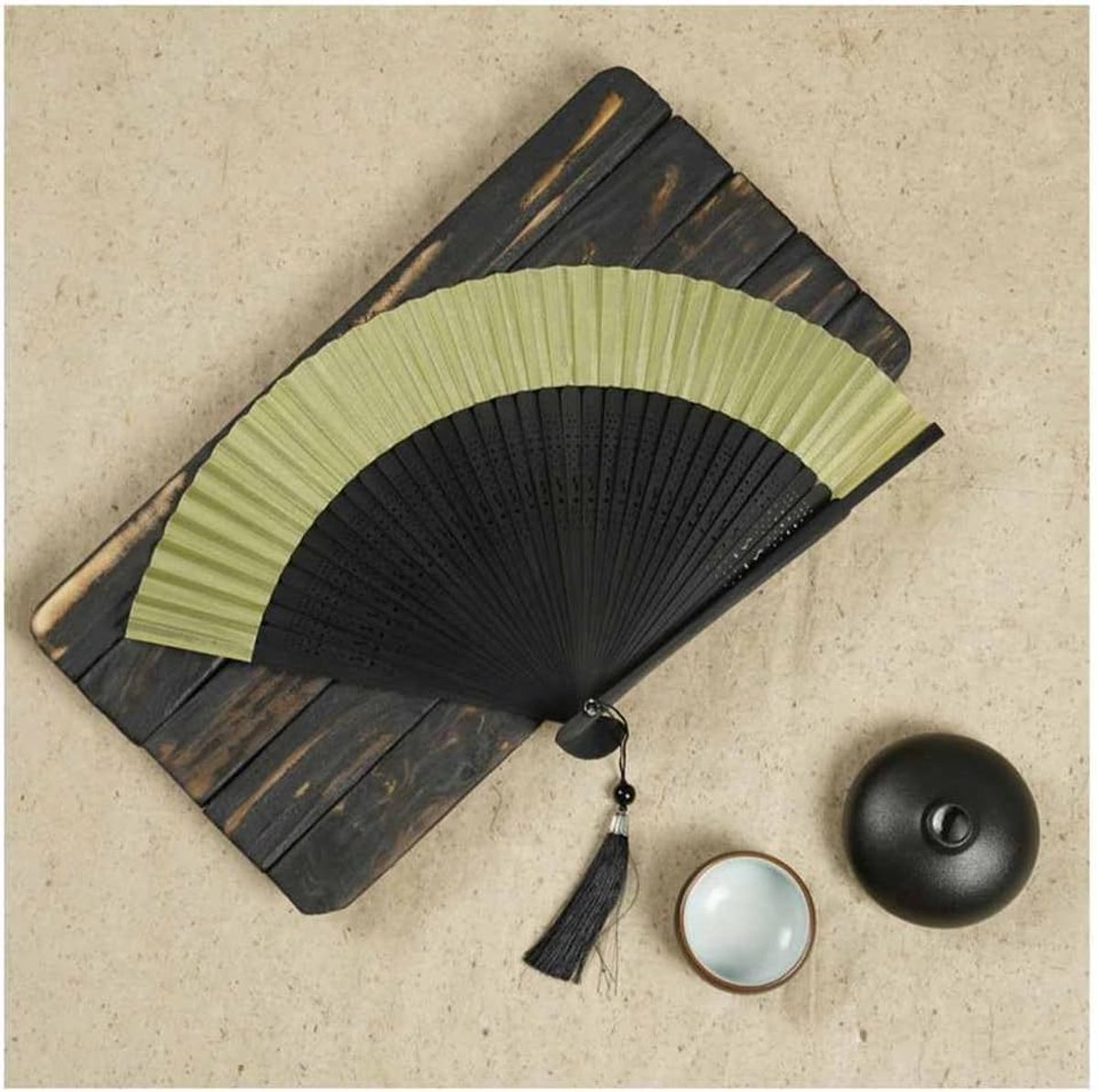 vouwwaaier bamboe handwaaier Chinese vintage stijl zakwaaier holle bamboe skeletwaaier handheld fan met kwasten voor feest bruiloft cadeau 21 cm geel + zwart frame 3#
