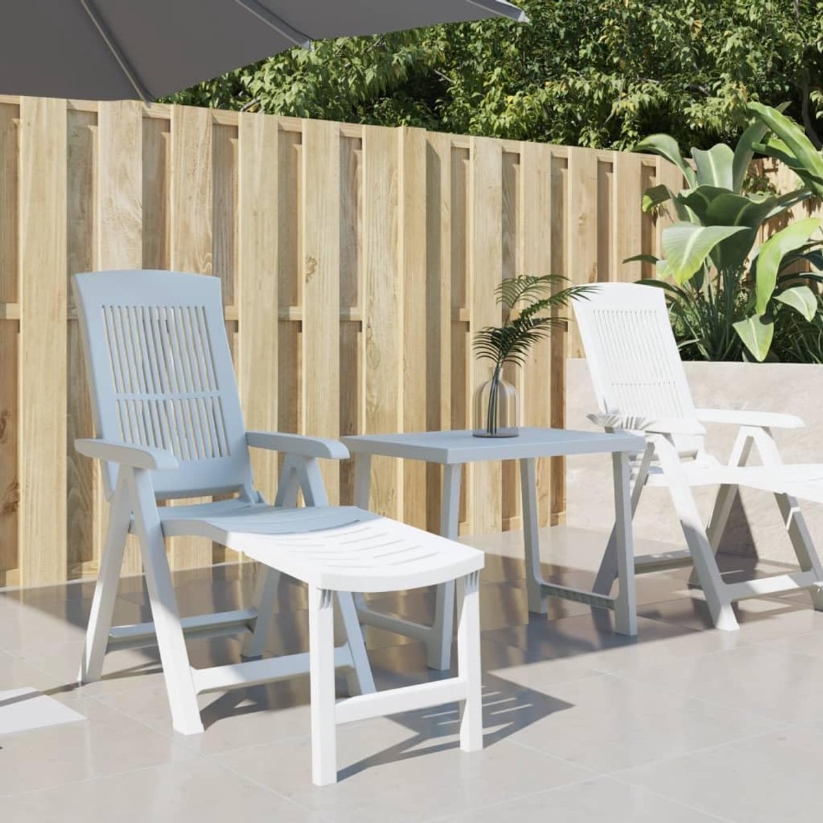 Zonnebed, wit, kunststof, inklapbaar, met verstelbare rugleuning, 5 posities, licht en duurzaam, voor tuin, terras, relaxstoel