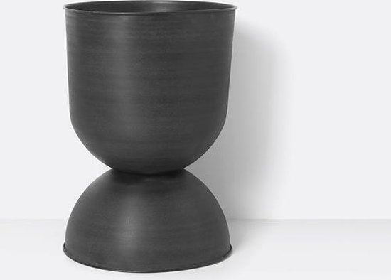 Ferm Living - Hourglass Pot - Bloempot - Large - Zwart - Ø: 50 x H: 73 cm |  bol.com