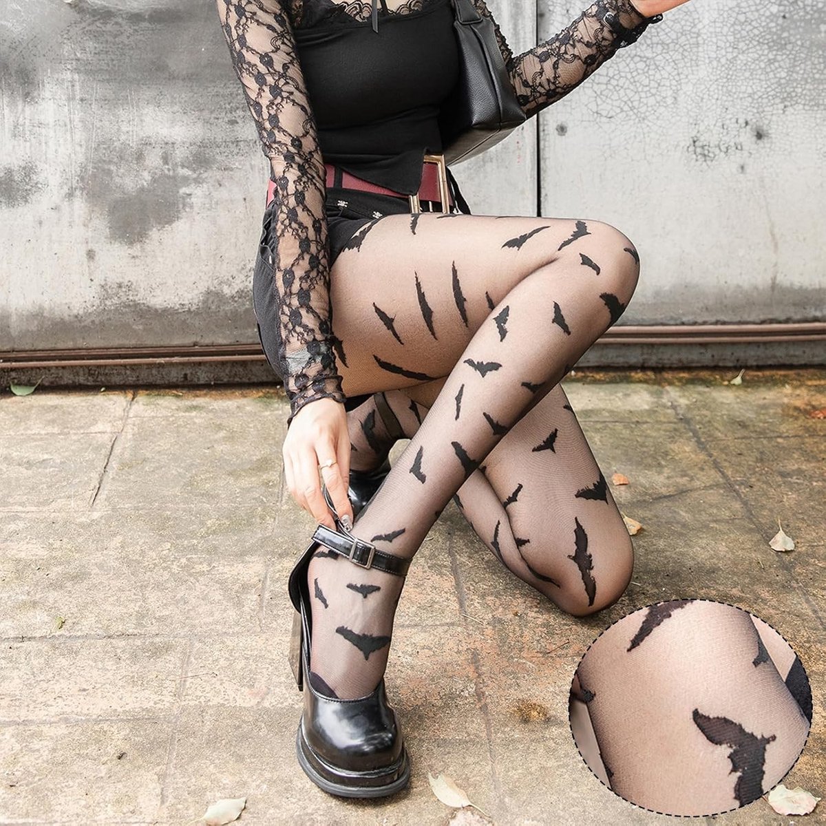 Zwarte transparante panty met vleermuispatroon voor een sexy Halloween kostuum en feestoutfit